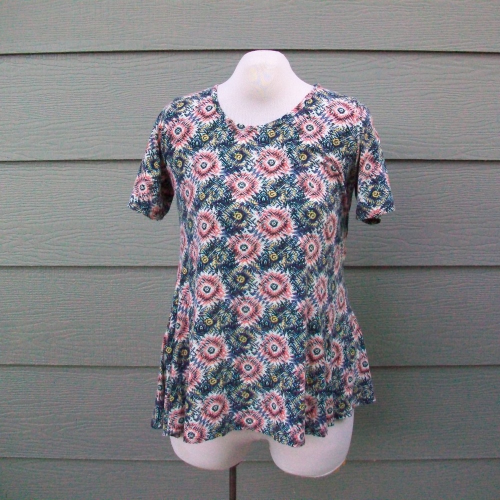 LuLaRoe Perfect Tee Shirt Tunic Sz L Red Modal